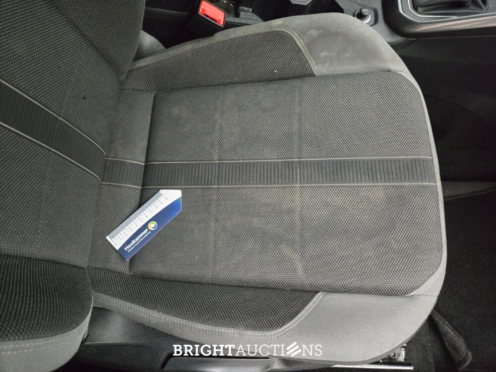 Volkswagen Polo Highline 1.0 TSI 95pk 2018 (Origineel-NL), ST-422-L