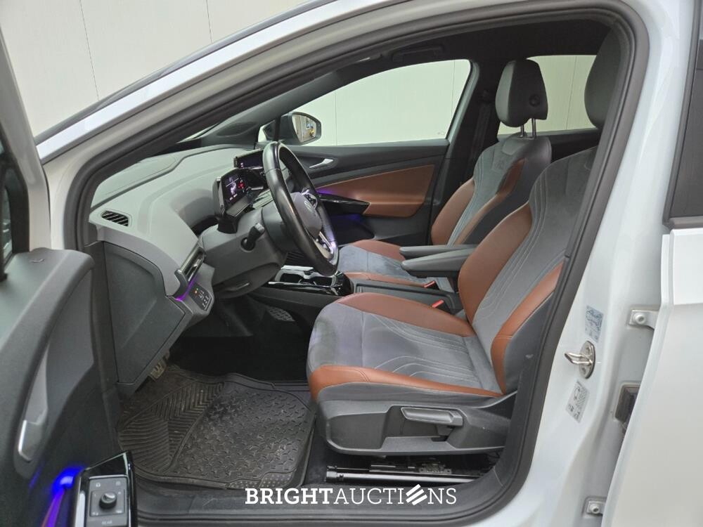 Volkswagen ID.4 First 77 kWh 204pk 2021, T-046-NV