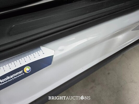 Volkswagen ID.4 First 77 kWh 204pk 2021, T-046-NV