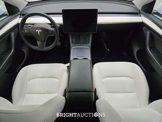 Tesla Model Y Long Range AWD 75 kWh 351pk 2022 (Origineel-NL), P-580-GV