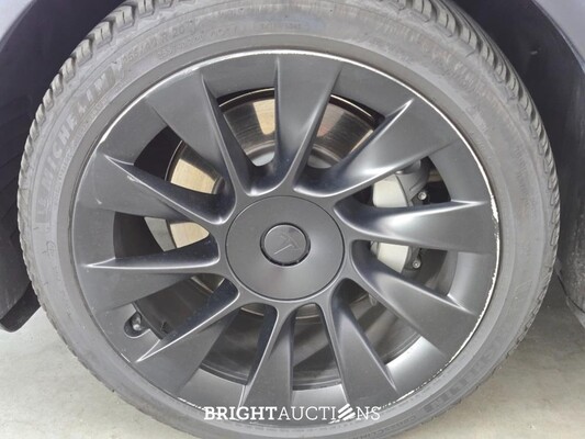 Tesla Model Y Long Range AWD 75 kWh 351pk 2022 (Origineel-NL), P-580-GV