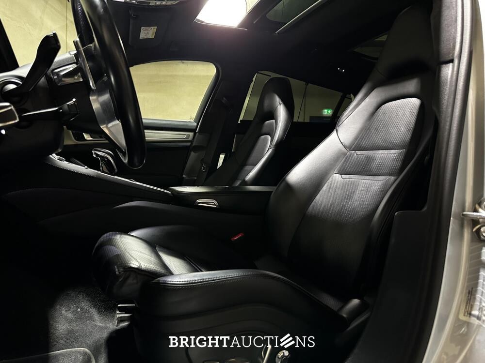 Porsche Panamera Turbo S E-Hybrid Executive 4.0 V8 680pk 2018 (Origineel-NL) Sport-Chrono, SP-232-N