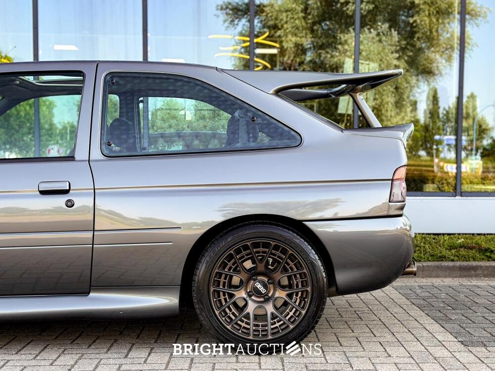 1993 Ford Escort V RS Cosworth 4x4 2.0 330pk