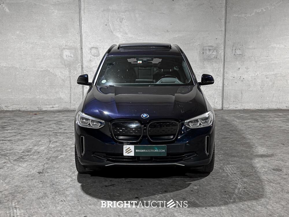 BMW iX3 High Executive 80 kWh 286pk 2021 G08 (Origineel-NL + 1e Eigenaar), N-444-RG