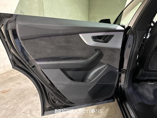 Audi Q8 55 TFSI e quattro Pro Line 340pk 2021, L-766-SK