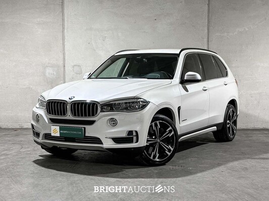 BMW X5 xDrive50i 4.4 V8 High Executive 449pk 2014, J-094-RR