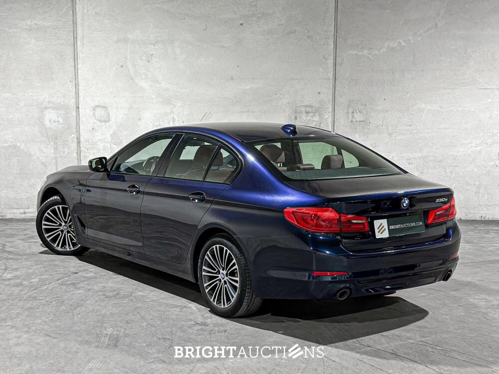 BMW 530e iPerformance High Executive 5-serie 252pk 2019 (Origineel-NL+1eigenaar), ZT-244-H
