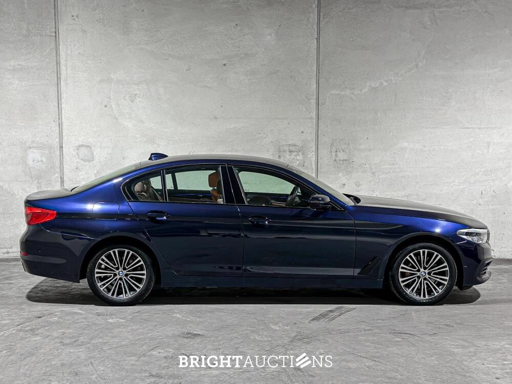BMW 530e iPerformance High Executive 5-serie 252pk 2019 (Origineel-NL+1eigenaar), ZT-244-H