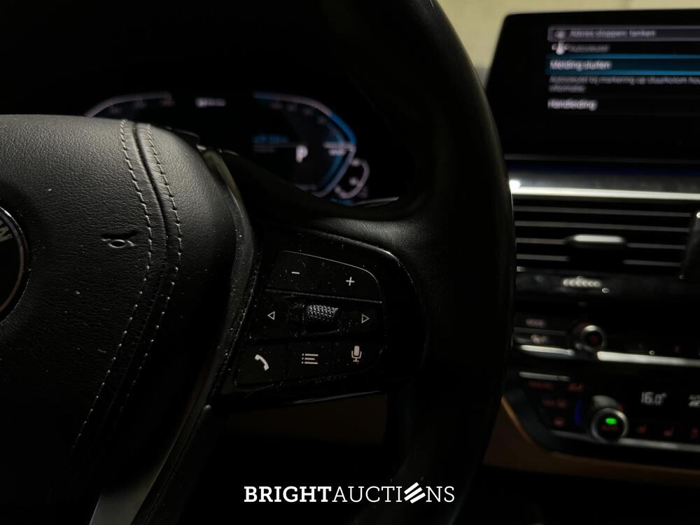 BMW 530e iPerformance High Executive 5-serie 252pk 2019 (Origineel-NL+1eigenaar), ZT-244-H