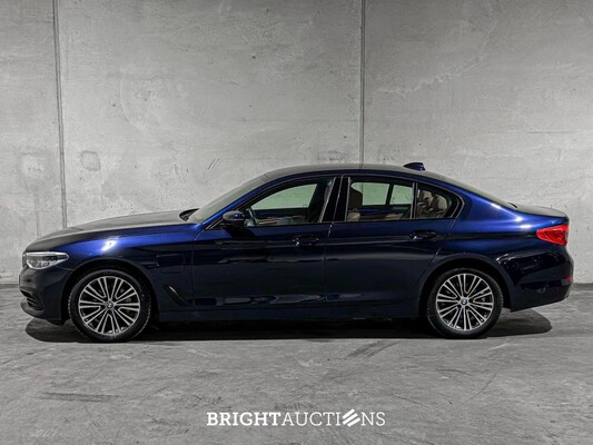 BMW 530e iPerformance High Executive 5-serie 252pk 2019 (Origineel-NL+1eigenaar), ZT-244-H