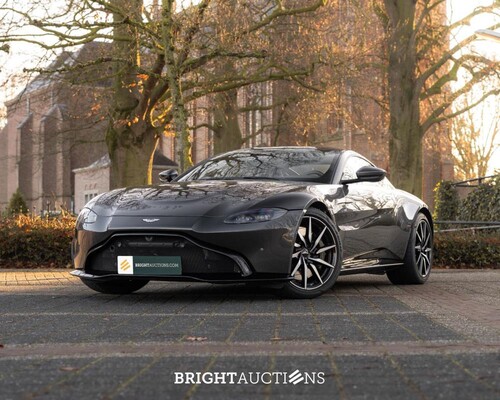 BRIGHT AUCTIONS: Aston Martin V8 Vantage