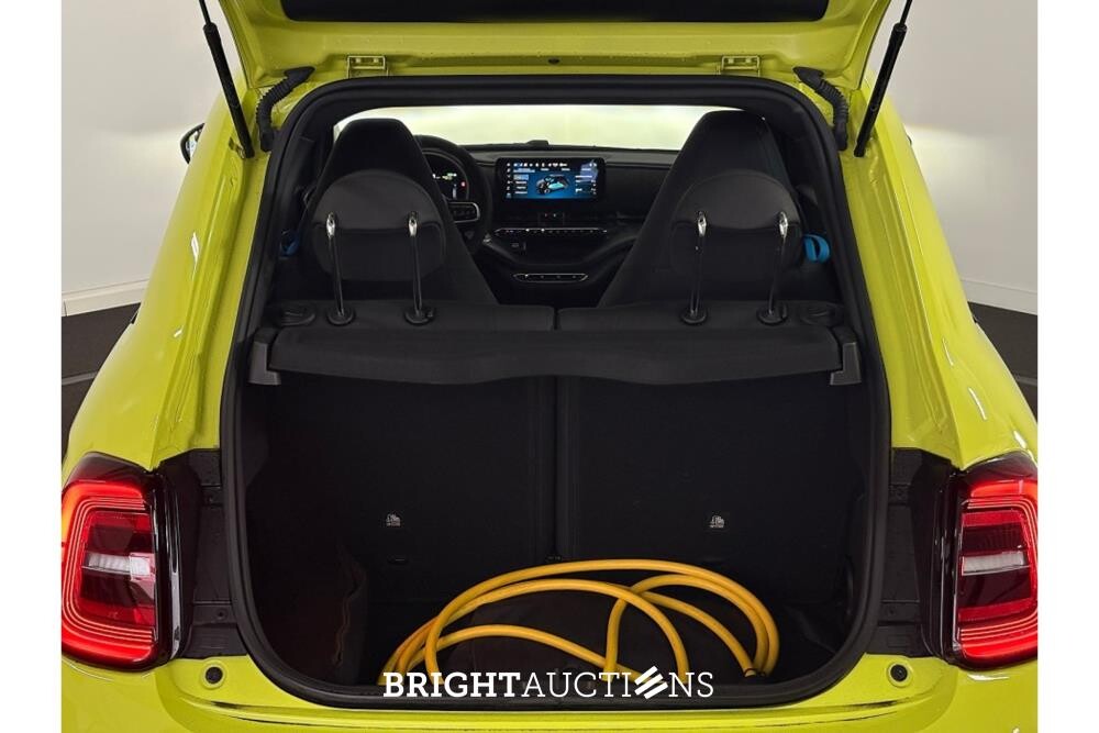 Fiat 500 Abarth Turismo 42 kWh 155pk 2025 (Origineel-NL), JPF-65-P