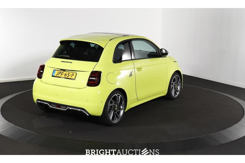 Fiat 500 Abarth Turismo 42 kWh 155pk 2025 (Origineel-NL), JPF-65-P