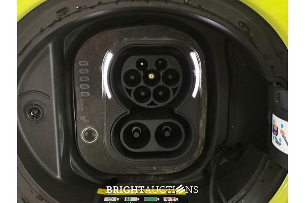 Fiat 500 Abarth Turismo 42 kWh 155pk 2025 (Origineel-NL), JPF-65-P