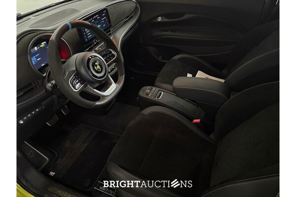 Fiat 500 Abarth Turismo 42 kWh 155pk 2025 (Origineel-NL), JPF-65-P