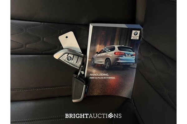 BMW X5 xDrive45e High Executive 398pk 2022 (Origineel-NL), P-644-RZ