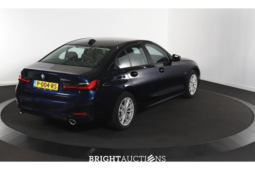 BMW 320e Business Edition Plus 276pk 2022 (Origineel-NL) 3-Serie, P-004-RS