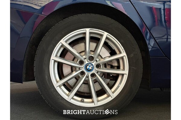 BMW 320e Business Edition Plus 276pk 2022 (Origineel-NL) 3-Serie, P-004-RS