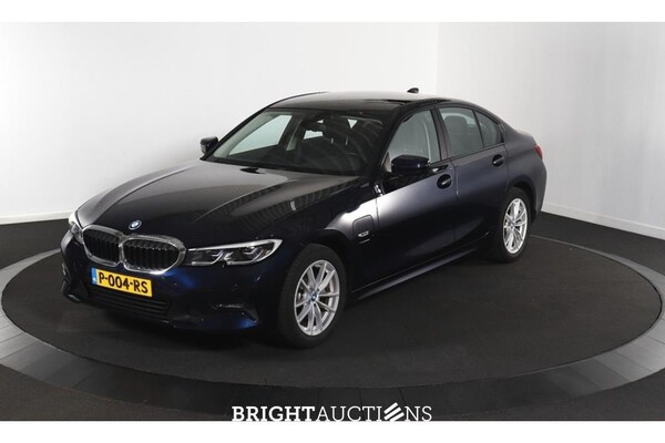 BRIGHT AUCTIONS: Luxury & Premium Daily Driver Auction