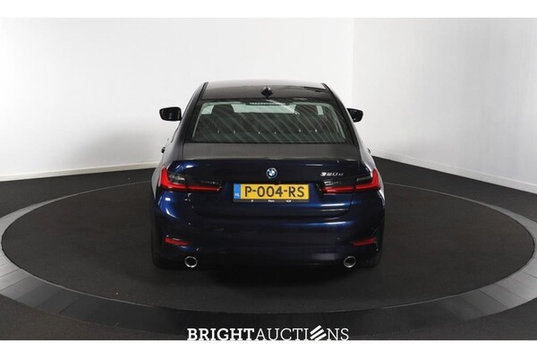 BMW 320e Business Edition Plus 276pk 2022 (Origineel-NL) 3-Serie, P-004-RS
