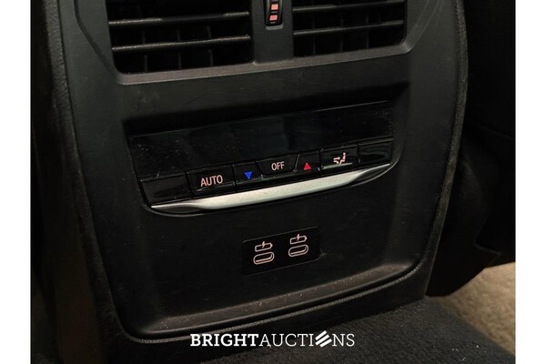 BMW 320e Business Edition Plus 276pk 2022 (Origineel-NL) 3-Serie, P-004-RS