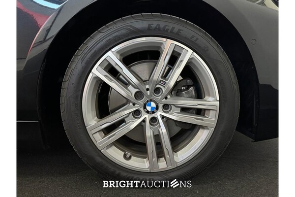 BMW 118i Business Edition 136pk 2021 (Origineel-NL) 1-Serie, L-323-RB