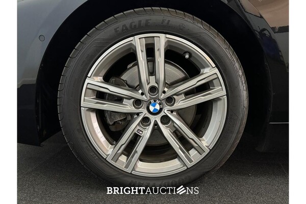 BMW 118i Business Edition 136pk 2021 (Origineel-NL) 1-Serie, L-323-RB