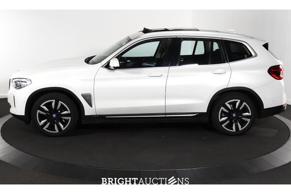 BMW iX3 Executive 80 kWh 286pk 2021 (Origineel-NL), L-873-ZT