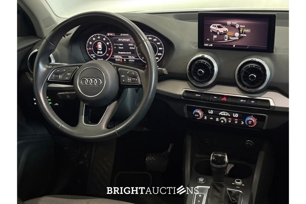 Audi Q2 35 Business Edition TFSI 149pk 2021 (Origineel-NL), L-212-HG