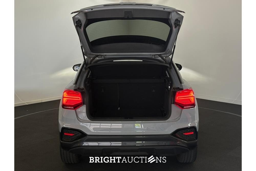 Audi Q2 35 Business Edition TFSI 149pk 2021 (Origineel-NL), L-212-HG