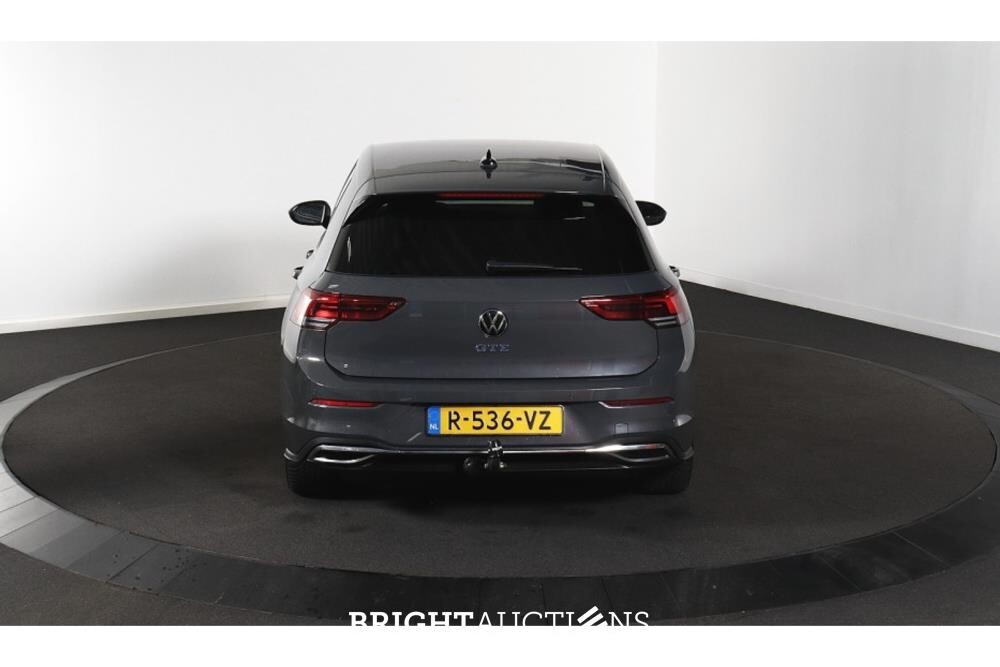 Volkswagen Golf eHybrid GTE 1.4 258pk 2022 (Origineel-NL), R-536-VZ