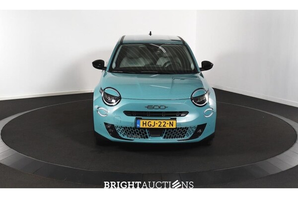 Fiat 600 Hybrid La Prima 1.2 100pk 2025 (Origineel-NL), HGJ-22-N