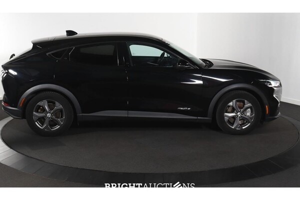Ford Mustang RWD 75 kWh 258pk 2021 (Origineel-NL), L-030-GK