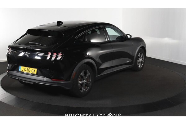 Ford Mustang RWD 75 kWh 258pk 2021 (Origineel-NL), L-030-GK