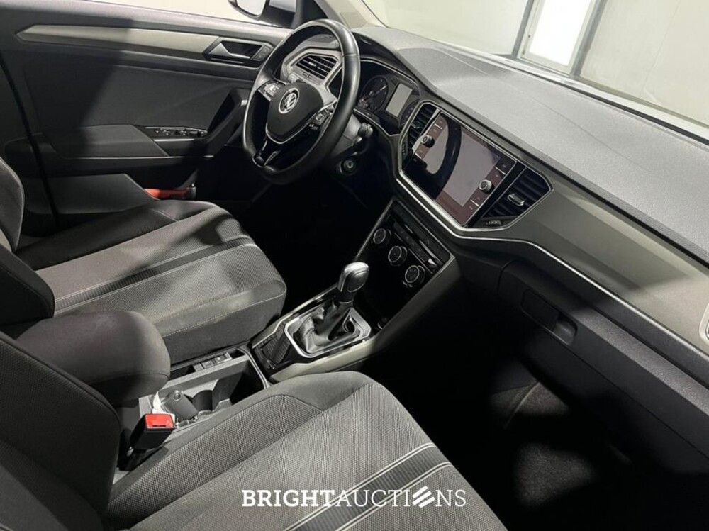 Volkswagen T-Roc Business 1.5 TSI 150pk 2021 (Origineel-NL), K-341-ZH