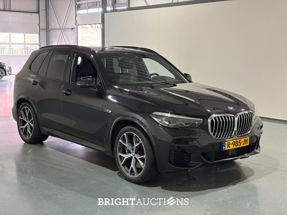 BMW X5 xDrive45e High Executive M-pakket 398pk 2022 (Origineel-NL), R-985-JH