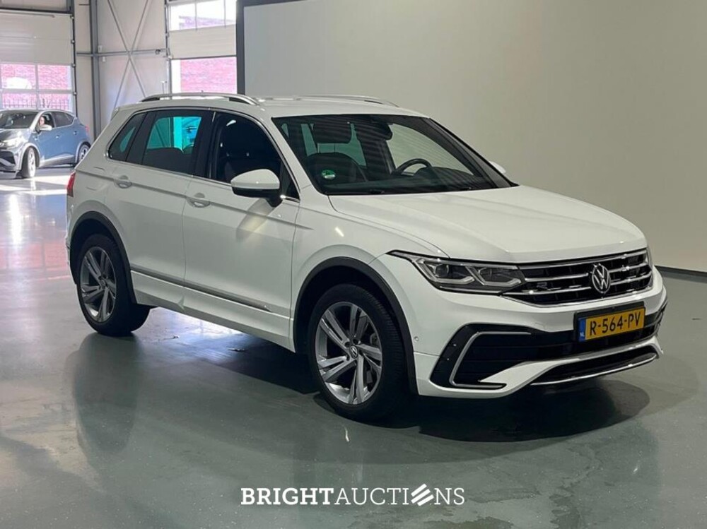 Volkswagen Tiguan eHybrid R-Line Business 1.4 TSI 265pk 2022 (Origineel-NL), R-564-PV