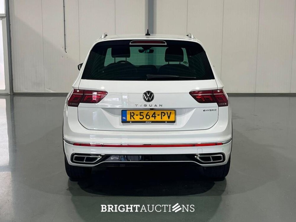 Volkswagen Tiguan eHybrid R-Line Business 1.4 TSI 265pk 2022 (Origineel-NL), R-564-PV