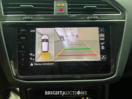 Volkswagen Tiguan eHybrid R-Line Business 1.4 TSI 265pk 2022 (Origineel-NL), R-564-PV