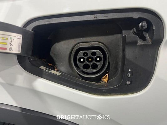 Volkswagen Tiguan eHybrid R-Line Business 1.4 TSI 265pk 2022 (Origineel-NL), R-564-PV