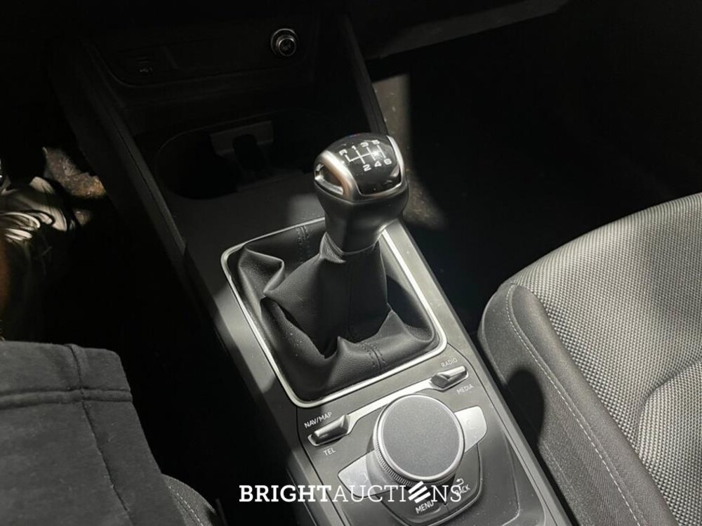Audi Q2 30 Advanced edition TFSI 110pk 2022 (Origineel-NL), R-409-TP