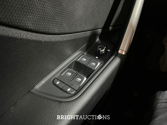 Audi Q2 30 Advanced edition TFSI 110pk 2022 (Origineel-NL), R-409-TP
