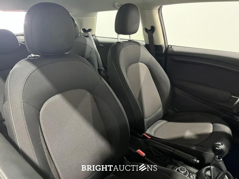 MINI Cooper Essential 1.5 136pk 2022 (Origineel-NL), P-668-SJ