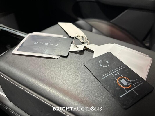 Tesla Model Y Performance AWD 75 kWh 462pk 2022 (Origineel-NL), R-329-HK
