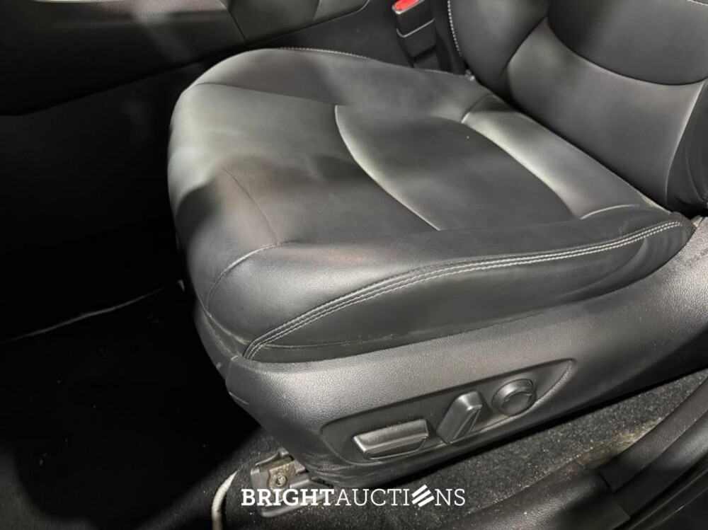 Toyota RAV4 Hybrid 2.5 AWD 352pk 2022 (Origineel-NL), P-221-SF