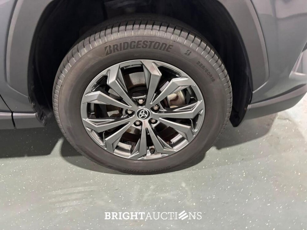 Toyota RAV4 Hybrid 2.5 AWD 352pk 2022 (Origineel-NL), P-221-SF