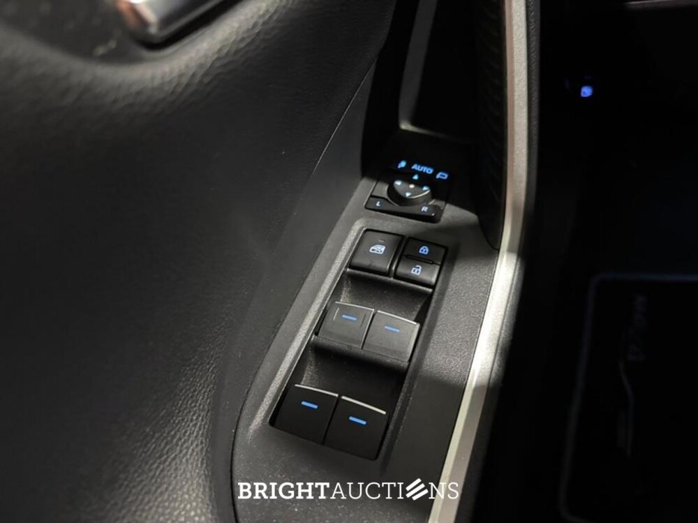 Toyota RAV4 Hybrid 2.5 AWD 352pk 2022 (Origineel-NL), P-221-SF