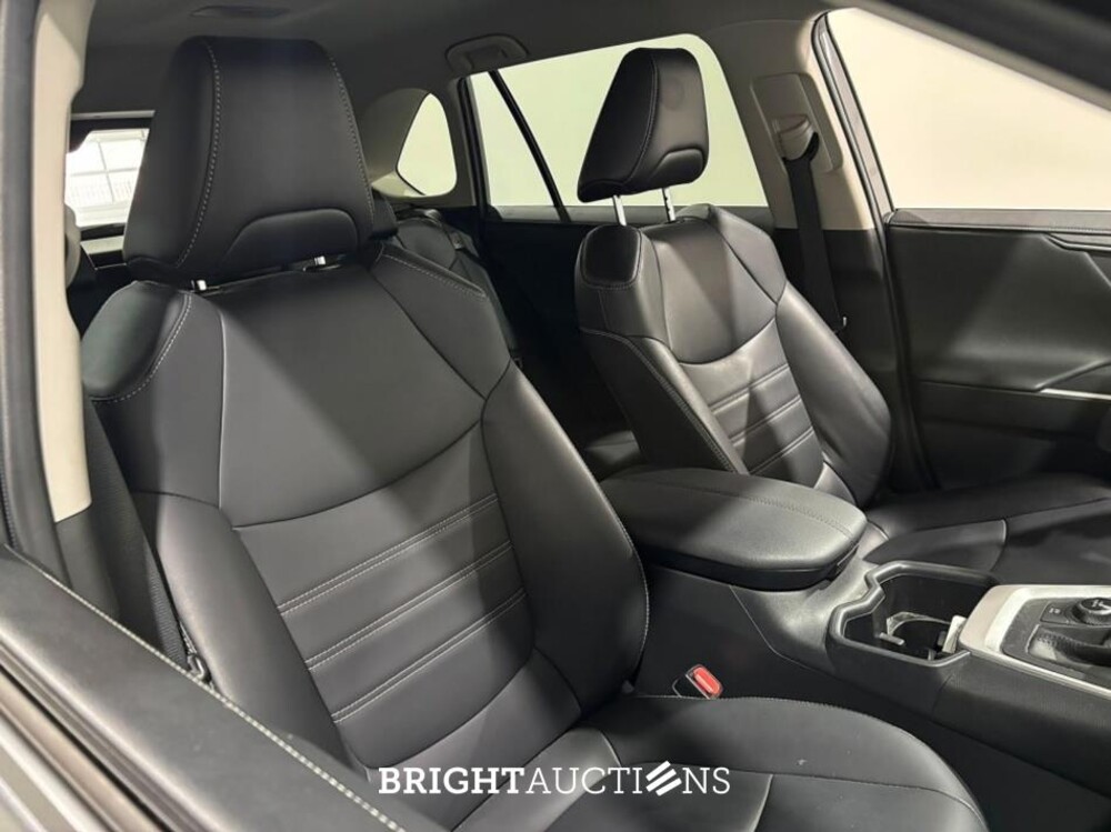 Toyota RAV4 Hybrid 2.5 AWD 352pk 2022 (Origineel-NL), P-221-SF