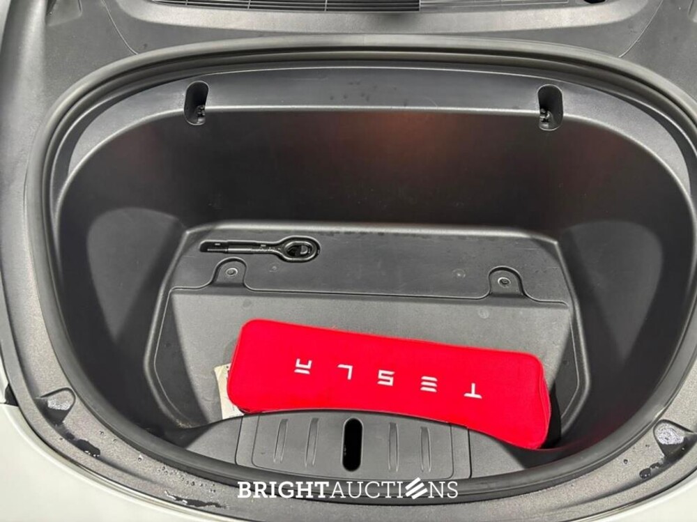 Tesla Model 3 Standard RWD Plus 60 kWh 238pk 2020 (Origineel-NL), H-035-JN