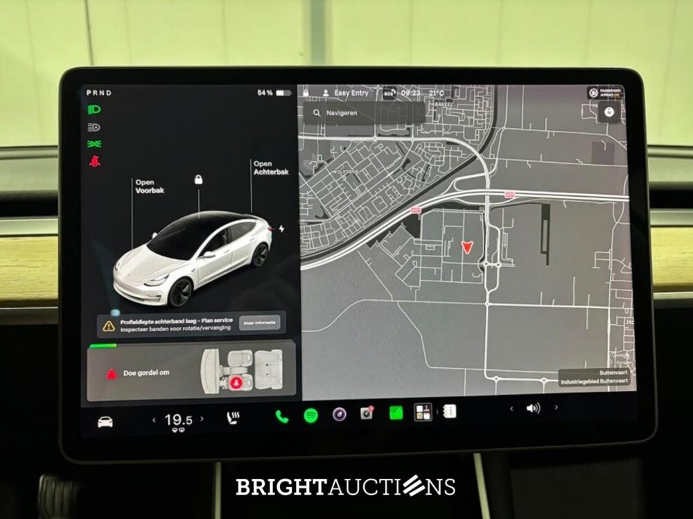 Tesla Model 3 Standard RWD Plus 60 kWh 238pk 2020 (Origineel-NL), H-035-JN